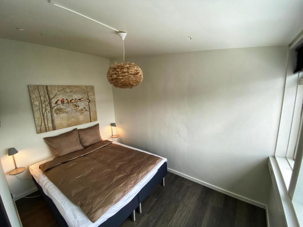 Broncks Apartment 2 - Modern 2-Bedroom In The Heart Of Torshavn Ngoại thất bức ảnh